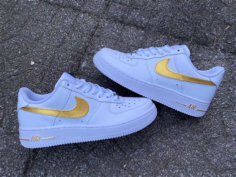 nike air force 1 verwisselbare merkapplicatie|air force 1 sneaker gold.